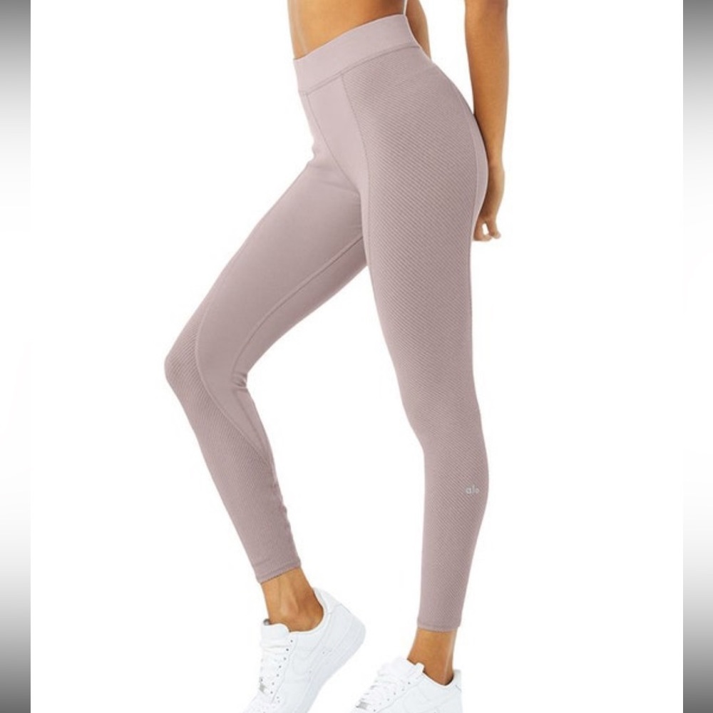 Alo Yoga High Waist 7/8 No Limit Legging (Lavender Dusk)